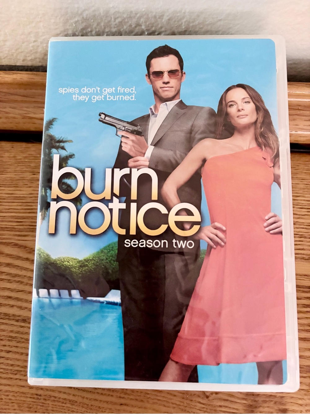 Burn Notice TV Show DVDs - Picture 7 of 8